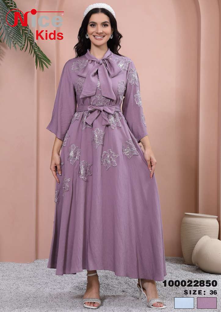 Vera Elegant Bow-Tie Floral Embroidered Midi Dress